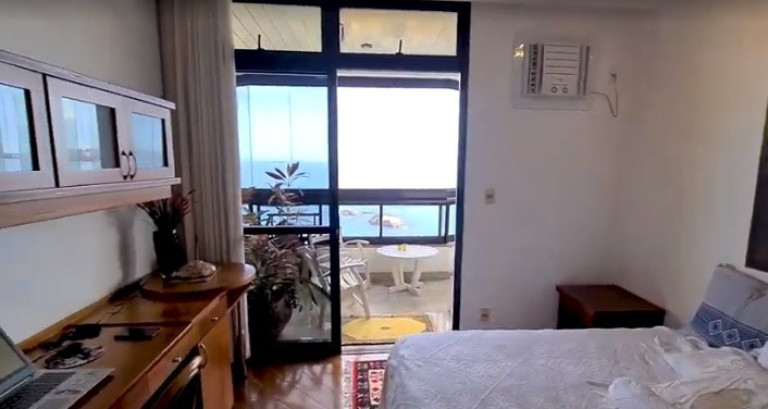Imagem Imóvel com 5 Quartos à Venda, 478 m² em Praia Da Costa - Vila Velha Imagem Imóvel com 5 Quartos à Venda, 478 m² em Praia Da Costa - Vila Velha