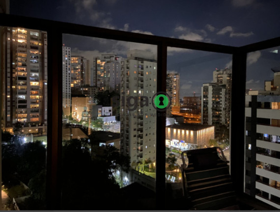 Imagem Apartamento com 3 Quartos à Venda, 194 m² em Vila Suzana - São Paulo