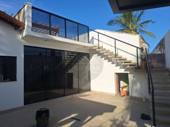 Imagem Casa com 3 Quartos à Venda, 350 m² em Bopiranga - Itanhaém Imagem Casa com 3 Quartos à Venda, 350 m² em Bopiranga - Itanhaém