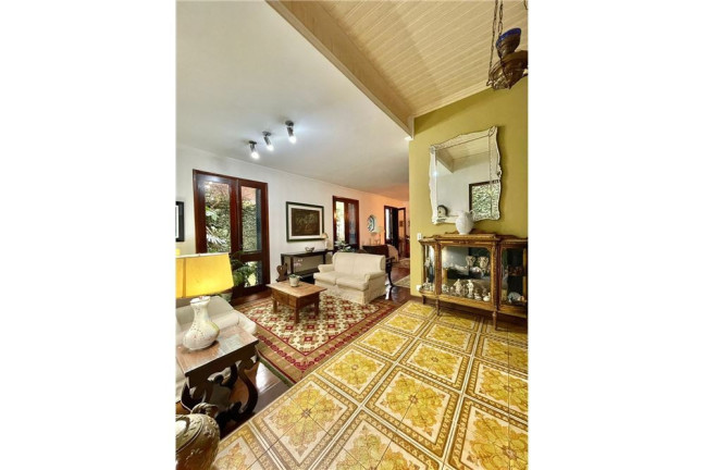 Imagem Casa com 4 Quartos à Venda, em Paraíso - São Paulo Imagem Casa com 4 Quartos à Venda, em Paraíso - São Paulo