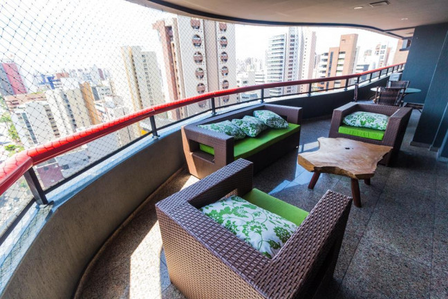 Imagem Apartamento com 4 Quartos à Venda, 305 m² em Meireles - Fortaleza Imagem Apartamento com 4 Quartos à Venda, 305 m² em Meireles - Fortaleza