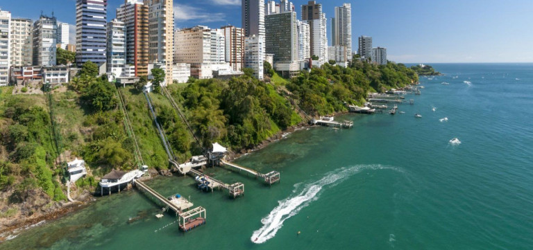 Apartamento com 3 Quartos à Venda, 115 m² em Vitória - Salvador