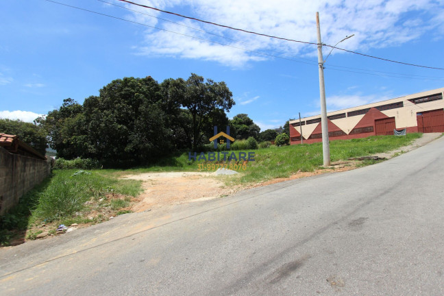 Imagem Terreno à Venda, 1.572 m² em Centro - Ibirité
