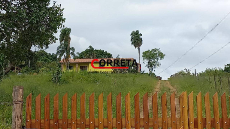 Imagem Casa com 4 Quartos à Venda, 1.800 m² em Votorantim - Ibiúna