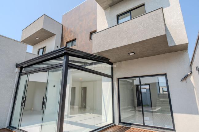 Imagem Casa com 4 Quartos à Venda, 339 m² em Santa Felicidade - Curitiba Imagem Casa com 4 Quartos à Venda, 339 m² em Santa Felicidade - Curitiba