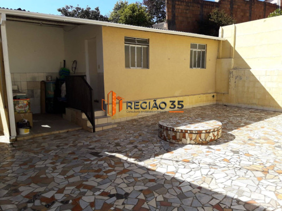 Imagem Casa com 3 Quartos à Venda, 88 m² em Parque Pinheiros - Poços De Caldas