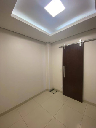 Imagem Casa com 4 Quartos à Venda, 280 m² em Cuiabá Imagem Casa com 4 Quartos à Venda, 280 m² em Cuiabá