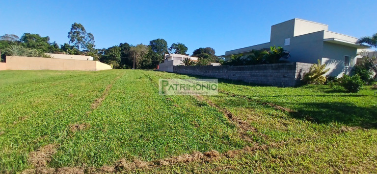 Imagem Terreno à Venda, 1.694 m² em Condomínio Plazza Ville - Jaguariúna