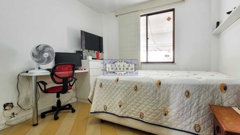 Imagem Cobertura com 6 Quartos à Venda, 400 m² em Barra Da Tijuca - Rio De Janeiro Imagem Cobertura com 6 Quartos à Venda, 400 m² em Barra Da Tijuca - Rio De Janeiro