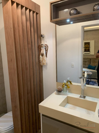 Imagem Apartamento com 4 Quartos à Venda, 220 m² em Centro - Florianópolis Imagem Apartamento com 4 Quartos à Venda, 220 m² em Centro - Florianópolis