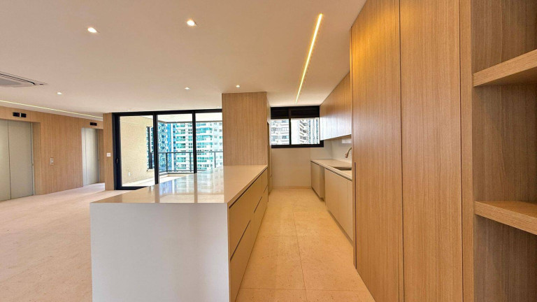 Imagem Apartamento com 3 Quartos à Venda, 281 m² em São Paulo