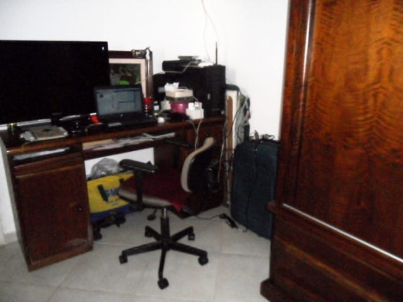 Imagem Casa com 2 Quartos para Alugar,  em Centro - Pindamonhangaba