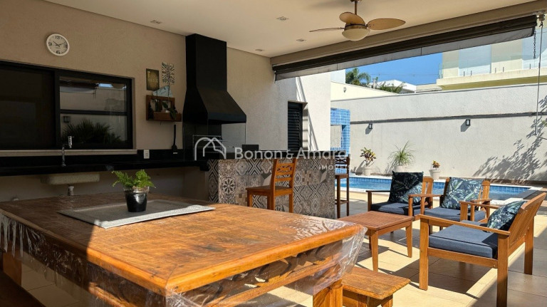Imagem Casa de Condomínio com 4 Quartos à Venda, 360 m² em Swiss Park - Campinas Imagem Casa de Condomínio com 4 Quartos à Venda, 360 m² em Swiss Park - Campinas