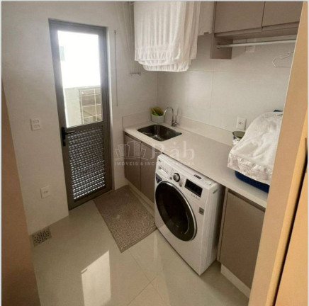 Imagem Apartamento com 4 Quartos à Venda, 183 m² em Centro - Balneário Camboriú Imagem Apartamento com 4 Quartos à Venda, 183 m² em Centro - Balneário Camboriú