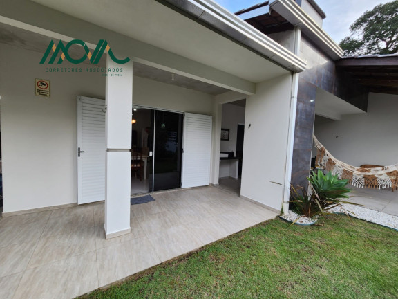 Casa com 3 Quartos à Venda, 140 m² em Princesa Do Mar - Itapoá