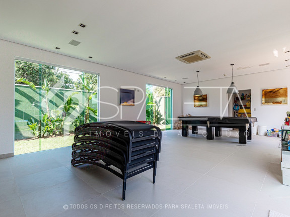 Imagem Sobrado com 7 Quartos à Venda, em Praia De Pernambuco - Guarujá Imagem Sobrado com 7 Quartos à Venda, em Praia De Pernambuco - Guarujá