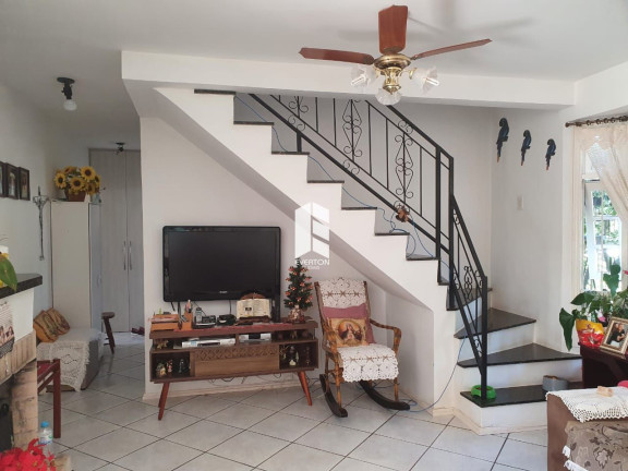 Imagem Casa com 3 Quartos à Venda,  em Camobi - Santa Maria
