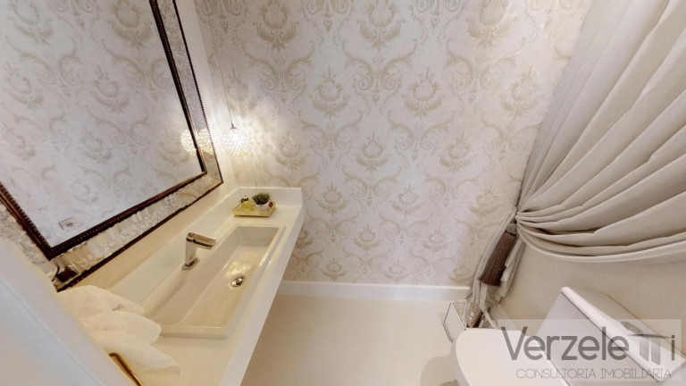 Imagem Apartamento com 4 Quartos à Venda, 237 m² em Barra Sul - Balneário Camboriú Imagem Apartamento com 4 Quartos à Venda, 237 m² em Barra Sul - Balneário Camboriú