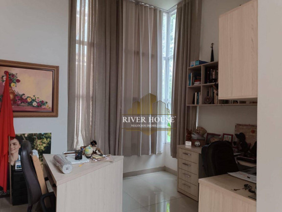 Casa com 4 Quartos à Venda, 334 m² em Jardim Itália - Cuiabá