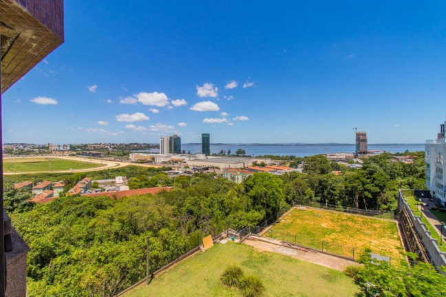 Imagem Imóvel com 3 Quartos à Venda, 277 m² em Cristal - Porto Alegre