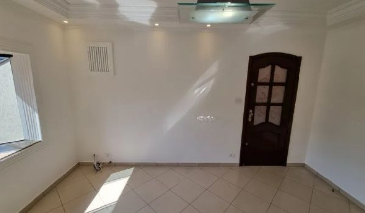 Imagem Sobrado com 3 Quartos à Venda ou Locação, 180 m² em Jardim Regina - São Paulo Imagem Sobrado com 3 Quartos à Venda ou Locação, 180 m² em Jardim Regina - São Paulo