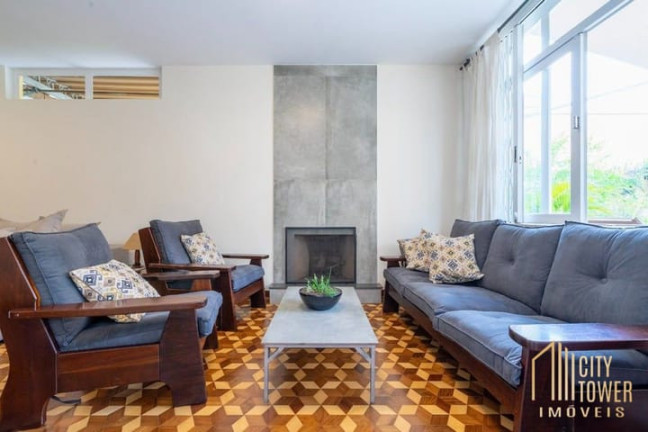 Imagem Casa com 4 Quartos à Venda, 375 m² em Moema - São Paulo
