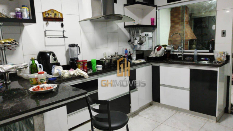 Imagem Casa com 3 Quartos à Venda, 165 m² em Vila João Vaz - Goiânia Imagem Casa com 3 Quartos à Venda, 165 m² em Vila João Vaz - Goiânia