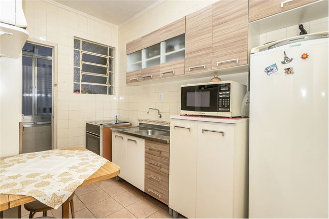 Imagem Apartamento com 3 Quartos à Venda, 113 m² em Menino Deus - Porto Alegre Imagem Apartamento com 3 Quartos à Venda, 113 m² em Menino Deus - Porto Alegre