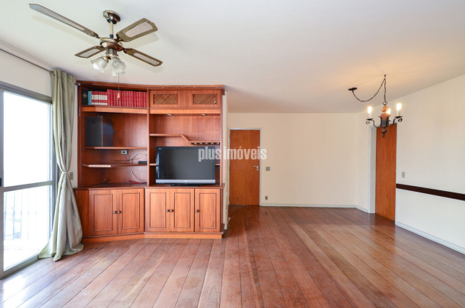 Imagem Apartamento com 3 Quartos à Venda, 132 m² em Real Parque - São Paulo Imagem Apartamento com 3 Quartos à Venda, 132 m² em Real Parque - São Paulo