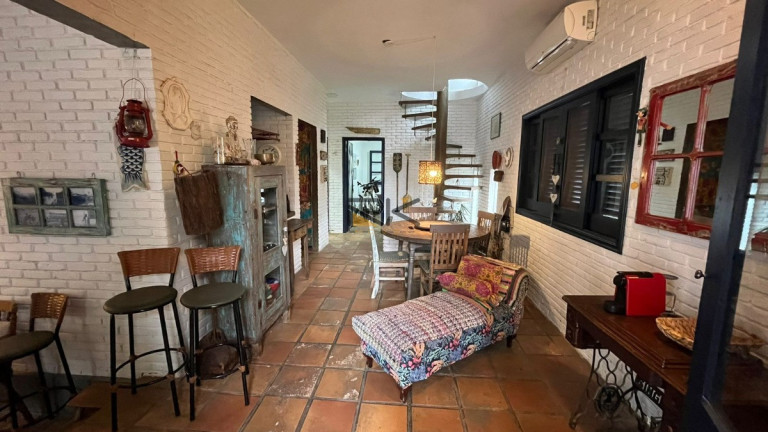 Imagem Sobrado com 3 Quartos à Venda, 106 m² em Itaguá - Ubatuba Imagem Sobrado com 3 Quartos à Venda, 106 m² em Itaguá - Ubatuba