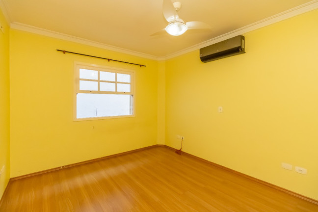 Imagem Sobrado com 4 Quartos à Venda, 156 m² em Parque São Domingos - São Paulo