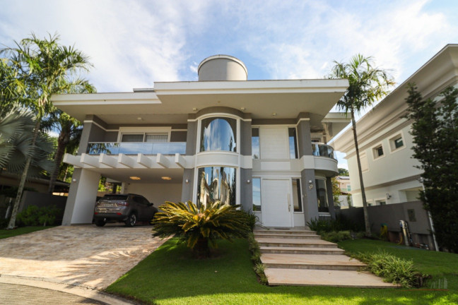 Casa com 4 Quartos à Venda, 339 m² em João Paulo - Florianópolis