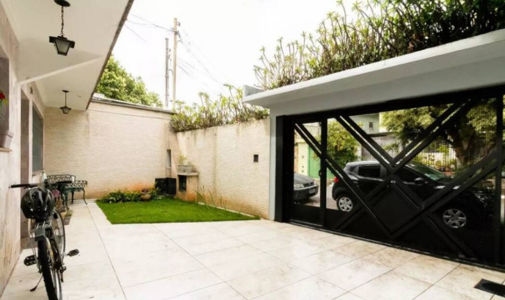 Casa com 7 Quartos à Venda, 450 m² em Vila Mariana - São Paulo