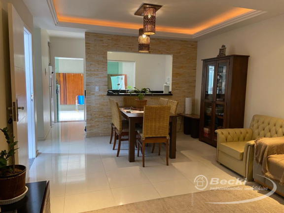 Imagem Casa com 3 Quartos à Venda, 149 m² em Costa E Silva - Joinville