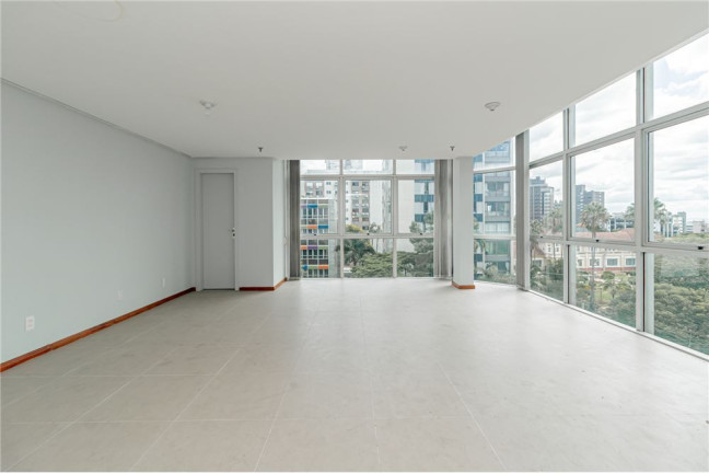 Imagem Imóvel Comercial à Venda, 48 m² em Moinhos De Vento - Porto Alegre Imagem Imóvel Comercial à Venda, 48 m² em Moinhos De Vento - Porto Alegre