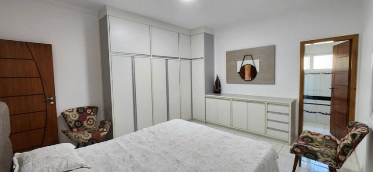 Imagem Casa com 3 Quartos à Venda ou Locação, 2.390 m² em Altos De Santana I - Jacareí