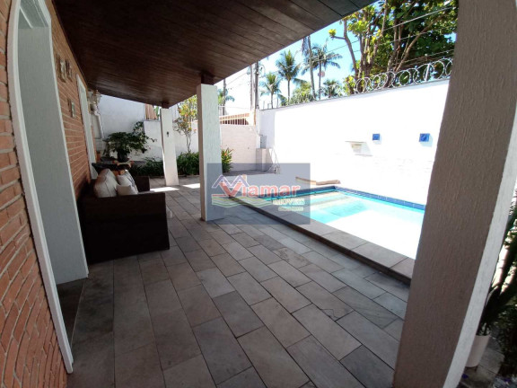 Imagem Casa com 5 Quartos à Venda, 178 m² em Enseada - Guarujá Imagem Casa com 5 Quartos à Venda, 178 m² em Enseada - Guarujá