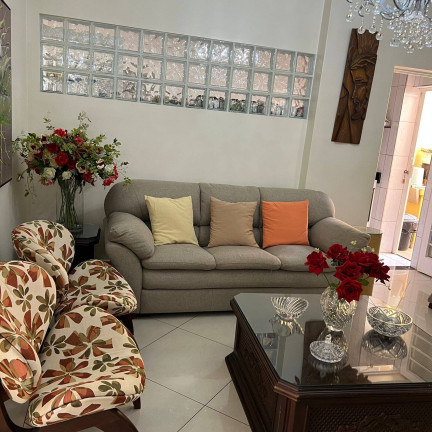 Imagem Casa com 3 Quartos à Venda, 360 m² em Centro - Bauru