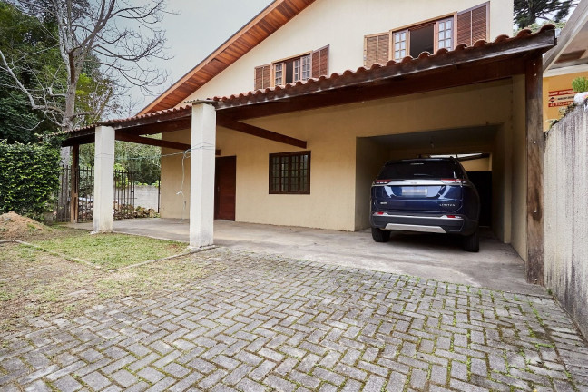 Casa com 4 Quartos à Venda, 275 m² em Abranches - Curitiba