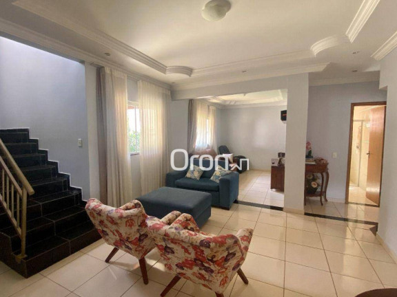 Sobrado com 3 Quartos à Venda, 400 m² em Jardim Guanabara - Goiânia