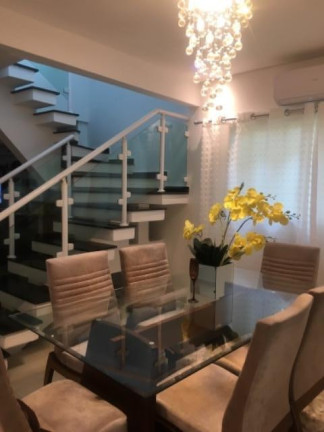 Imagem Casa com 3 Quartos à Venda, 160 m² em Canto Do Forte - Praia Grande Imagem Casa com 3 Quartos à Venda, 160 m² em Canto Do Forte - Praia Grande