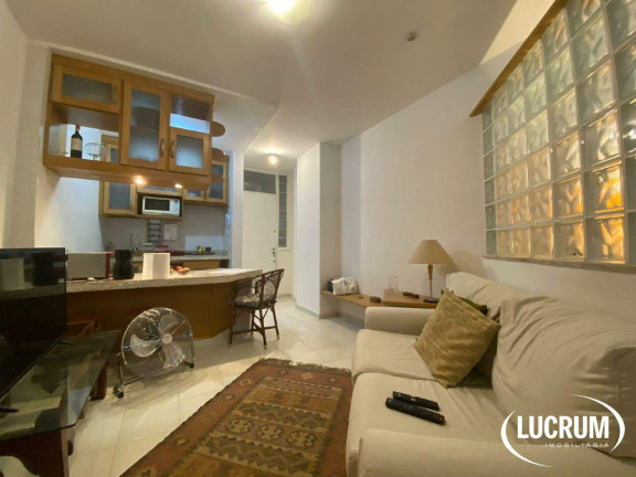 Imagem Imóvel com 1 Quarto à Venda, 33 m² em Humaitá - Rio De Janeiro Imagem Imóvel com 1 Quarto à Venda, 33 m² em Humaitá - Rio De Janeiro