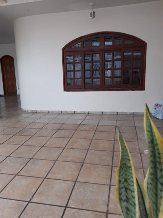 Imagem Casa com 3 Quartos à Venda, 300 m² em Taguatinga Sul (taguatinga) - Brasília Imagem Casa com 3 Quartos à Venda, 300 m² em Taguatinga Sul (taguatinga) - Brasília