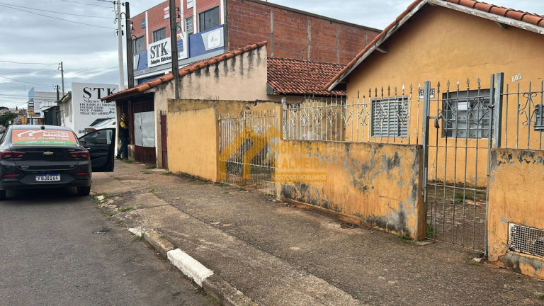 Imagem Casa com 2 Quartos à Venda,  em Vila Bela Vista - Capão Bonito