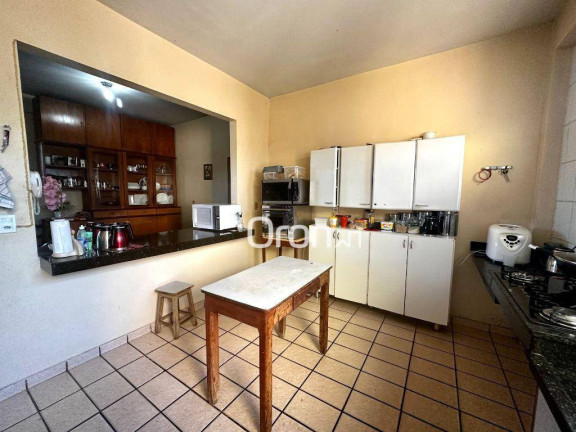 Imagem Sobrado com 3 Quartos à Venda, 306 m² em Vila Morais - Goiânia