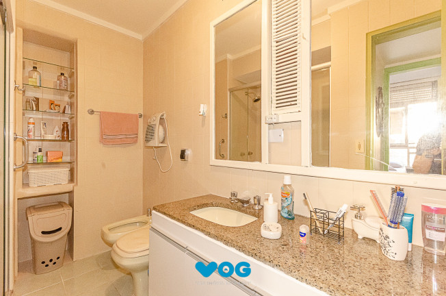 Imagem Imóvel com 3 Quartos à Venda, 151 m² em Centro Histórico - Porto Alegre Imagem Imóvel com 3 Quartos à Venda, 151 m² em Centro Histórico - Porto Alegre