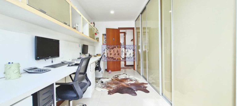 Imagem Apartamento com 4 Quartos à Venda, 184 m² em Copacabana - Rio De Janeiro Imagem Apartamento com 4 Quartos à Venda, 184 m² em Copacabana - Rio De Janeiro