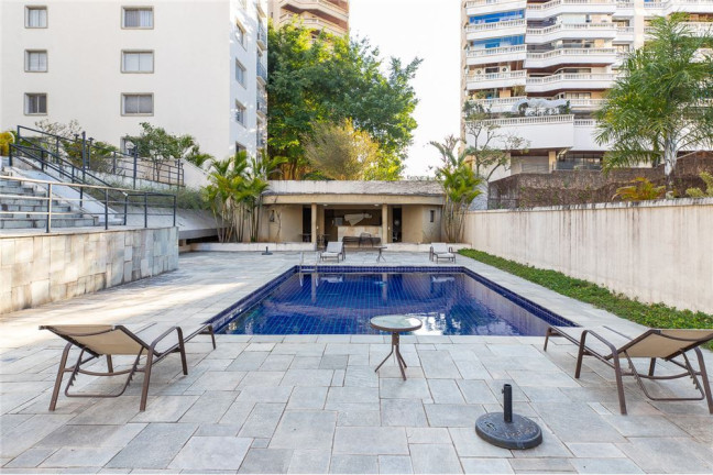 Imagem Imóvel com 4 Quartos à Venda, em Real Parque - São Paulo Imagem Imóvel com 4 Quartos à Venda, em Real Parque - São Paulo