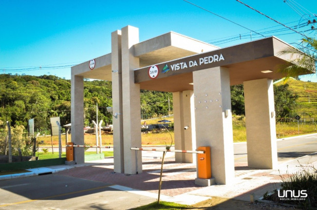 Imagem Terreno à Venda, 360 m² em Sertão Do Maruim - São José Imagem Terreno à Venda, 360 m² em Sertão Do Maruim - São José