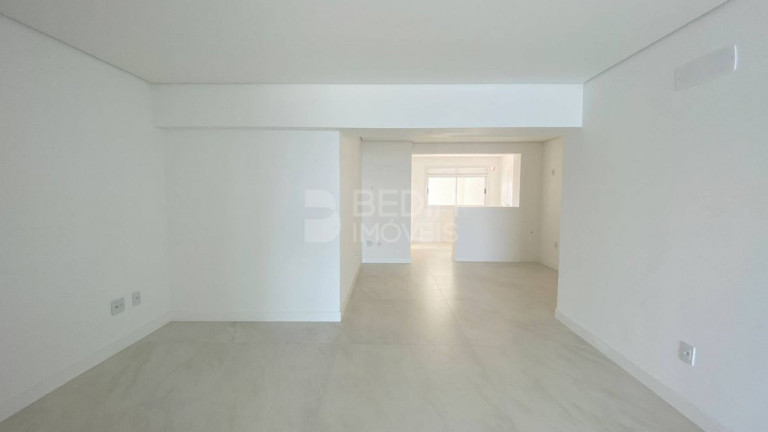 Imagem Apartamento com 3 Quartos à Venda, 145 m² em Centro - Balneário Camboriú Imagem Apartamento com 3 Quartos à Venda, 145 m² em Centro - Balneário Camboriú